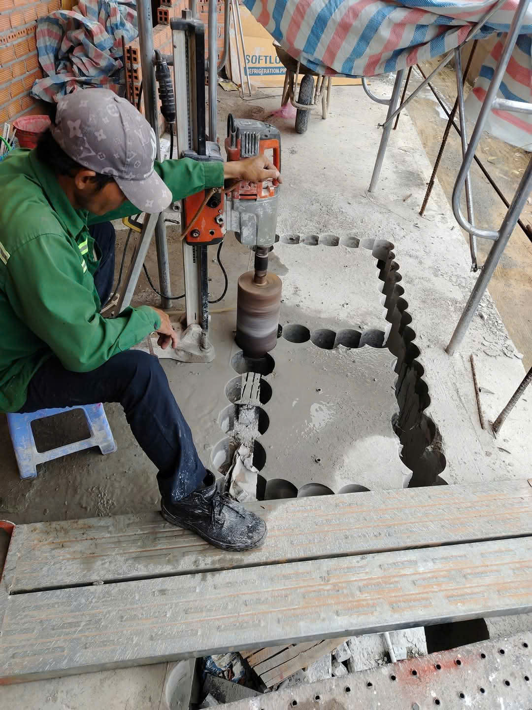 Khoan rút lõi bê tông Thủ Đức 0985 727 678