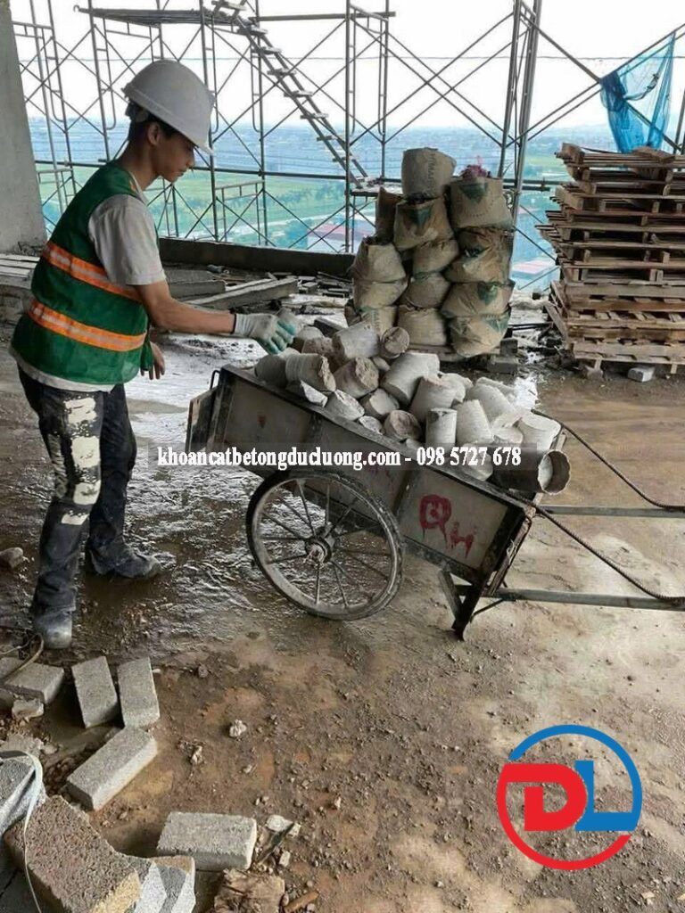 Khoan Rút Lõi Bê Tông Tại Quận 3 Uy Tín, Giá Rẻ, An Toàn Tuyệt Đối