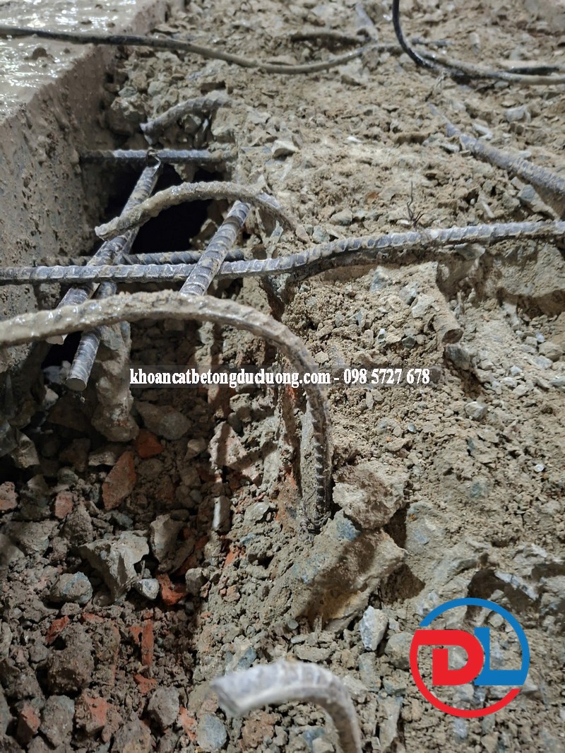 Đục Phá Bê Tông Huyện Củ Chi: Thi Công Gấp 24/7, Giá Rẻ Nhất
