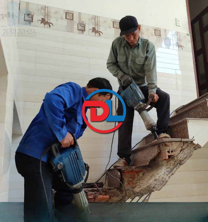 Cải Tạo Cắt Cầu Thang Để Lắp Thang Máy Tại Bình Dương - Báo Giá Trọn Gói 2026
