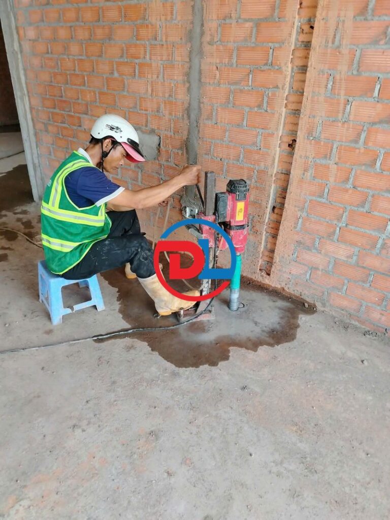 Khoan Rút Lõi Bê Tông Tại Bình Tân Giá Cạnh Tranh, Chuyên Nghiệp
