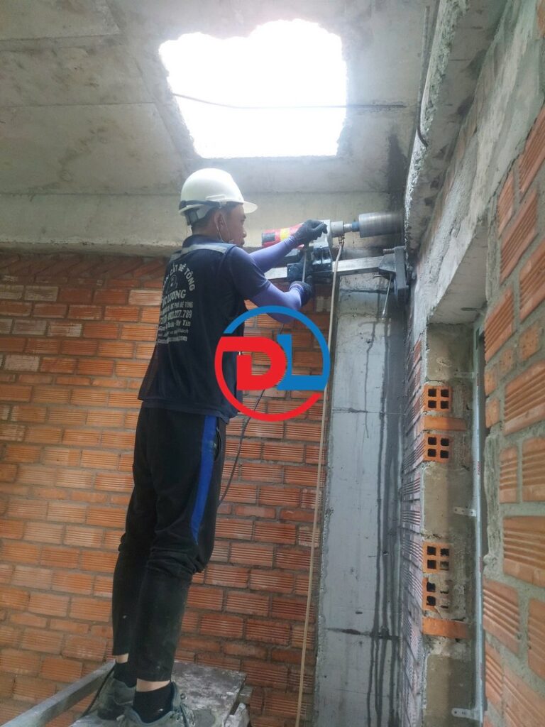 Nhận Khoan Rút Lõi Bê Tông Xuyên Tường Huyện Nhà Bè Không Nứt Vỡ