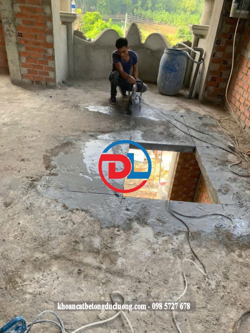 Khoan cắt bê tông Quận 1 gần đây 【098 5727 678 Mr Lương】