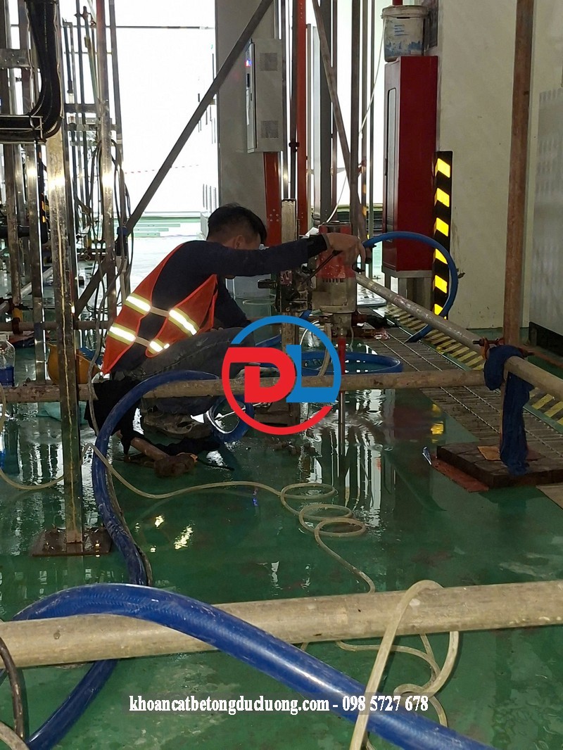 Khoan Rút Lõi Đường Ống PCCC & M&E Quận 1: Đúng Tiến Độ