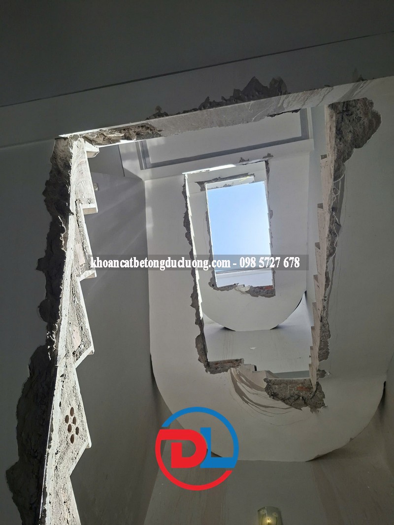 Cắt Hố Thang Máy Nhà Phố TPHCM An Toàn | Thi Công Chuẩn Xác