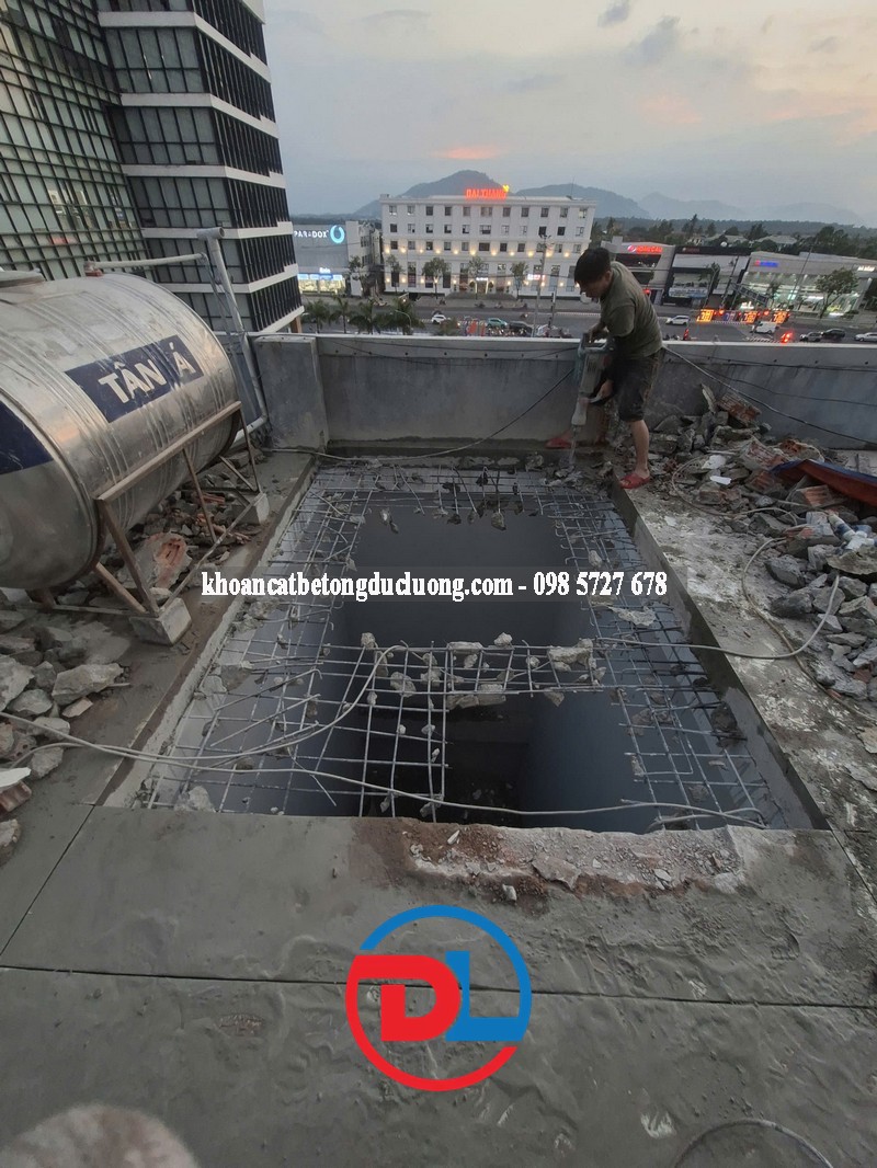 Cắt Hố Thang Máy Nhà Phố TPHCM An Toàn | Thi Công Chuẩn Xác